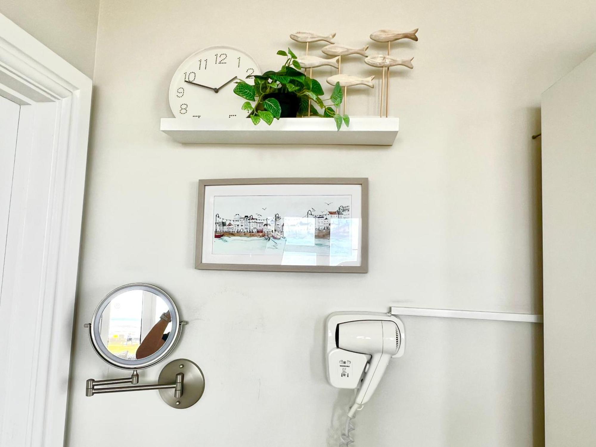 Beachfront Compact Coastal Crib, Direct Sea Views & Air Conditioning Littlestone-on-Sea Exterior foto